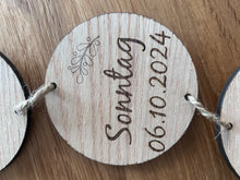 Lade das Bild in den Galerie-Viewer, Birthday .\ Chain